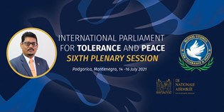 Dna-lid Gajadien in Montenegro voor IPTP- Plenaire sessie